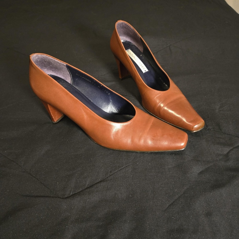 Donald J Pliner Heels Womens Size 11 Brown Leather Block Heel Pump Square Toe